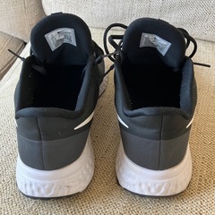 ◆ 美品NIKE REVOLUTION 5 スニーカー ナイキ の画像