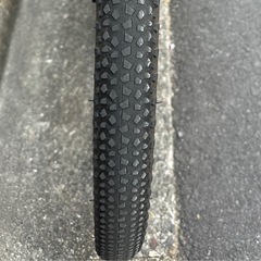 【中古車】18AH電池内蔵 26インチ 36V モータ350W アシスト電動自転車 前後ディスクブレーキ 21変速 110V充電器 ヘルメット付の画像