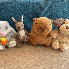 大小さまざまぬいぐるみ18点セットの画像