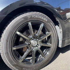 スタッドレスタイヤ　ホイール付きの画像
