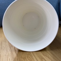 ダストボックス ホワイトの画像