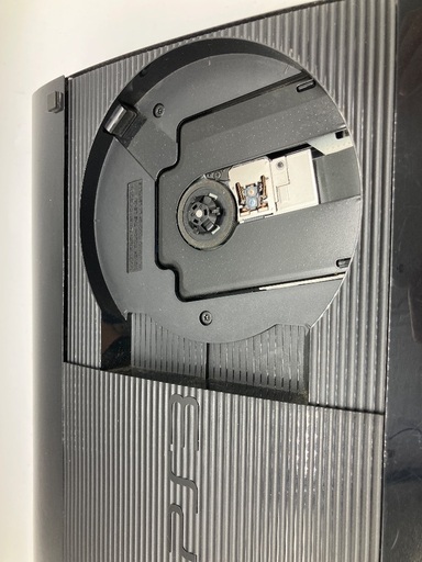 【トレファク足立扇店】PlayStation3 SONY CECH-4000C ｺﾝﾄﾛｰﾗｰ1個付 AV･USBｹｰﾌﾞﾙ付
