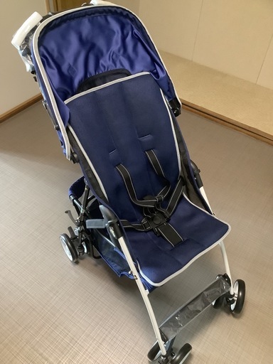 未使用新品48ヶ月まで可】リッチェル リベラ ルーチェ ネイビーブルー