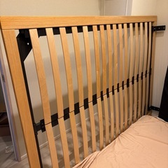 無印 ベッドフレームトとヘッドボードの画像
