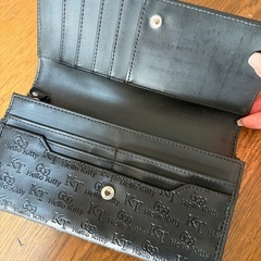 長財布一点300円お纏めでお値引きありの画像