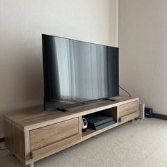 テレビボード／収納棚の画像