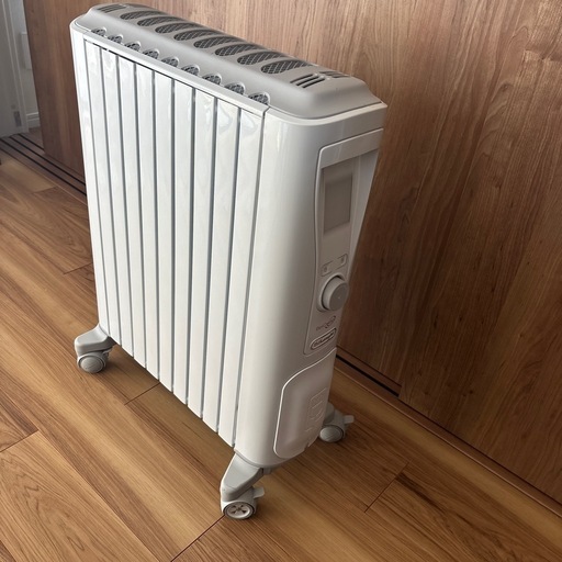 デロンギオイルヒーター (ずん) 東船橋の季節、空調家電《オイル