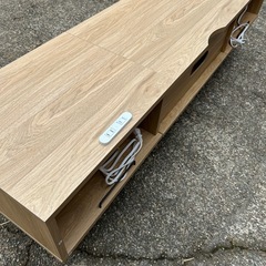 テレビ台の画像