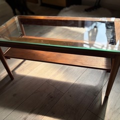 サイドテーブルの画像