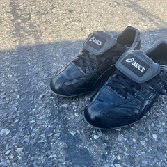 asicsスパイクの画像