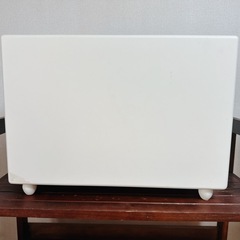 ガラスキャビネットの画像