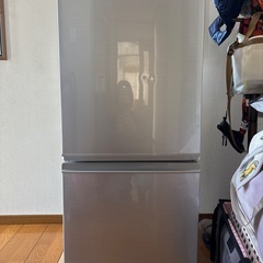 SHARP (SJ-D14C-S) 2017製 両開き可能タイプ冷蔵庫の画像