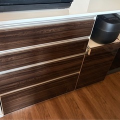 島忠ホームズ　食器棚
の画像