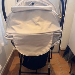 コンビ　ベビーカーの画像