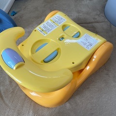 Aprica     ベビーバスチェア　美品の画像