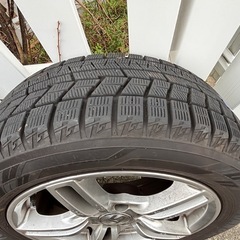 スタッドレスタイヤ・ホイール付きの画像
