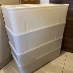 押入れ用衣装ケース4点の画像