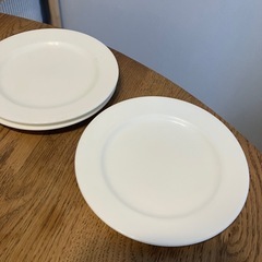 お皿セットの画像