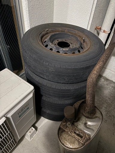 ♯200系ハイエース♯純正タイヤ♯４本セット♯車検♯15インチ♯BRIDGESTONE