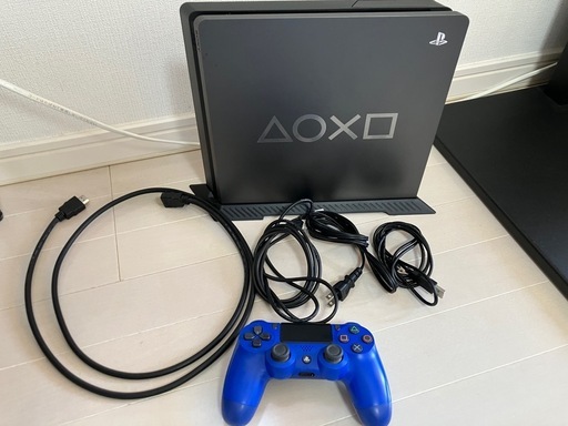 PlayStation 4 Slim (CUH-2200)