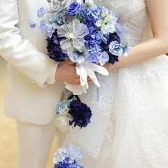 ブーケ　ウェディング　キャスケード クラッチブーケの画像