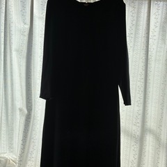 レディーススーツの画像