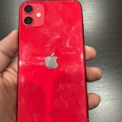 iPhone11 64GB レッド　77%の画像