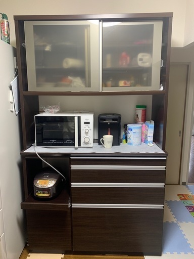 食器棚／キッチンボード