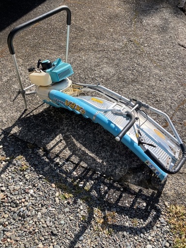お茶刈り機