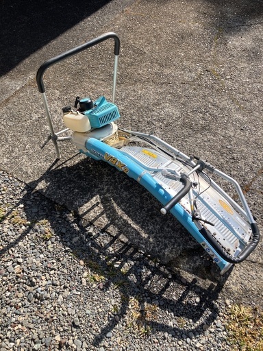 お茶刈り機