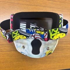 ［未使用品］サバゲー　フェイスガード(スモークレンズ)の画像