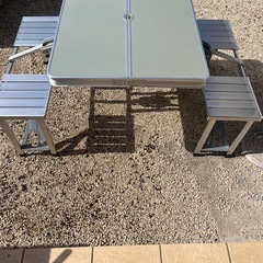 アルミピクニックテーブルの画像