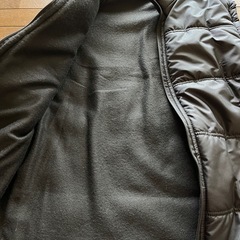 新品　ダウンベスト！ブラック Ｌの画像