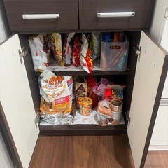 ニトリ 食器棚 ブラウンの画像