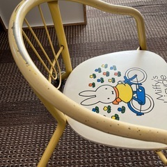 ミッフィ　子供用いすの画像