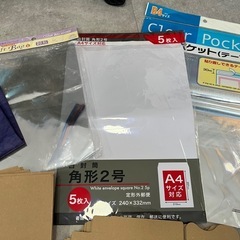 ラッピング用品、袋、蛍光ペン等の画像