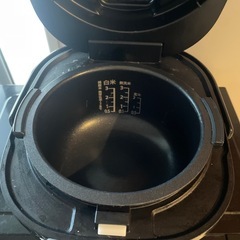 炊飯器の画像