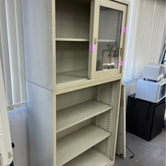 収納棚の画像