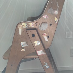子ども用木製ハイチェアの画像