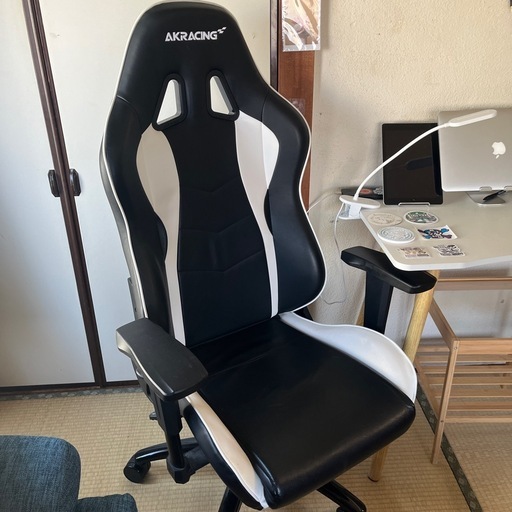 ゲーミングチェア akracing