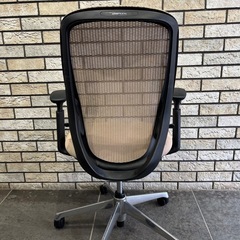 オカムラ　シルフィーチェア(配達可)の画像