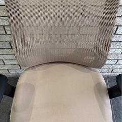 オカムラ　シルフィーチェア(配達可)の画像