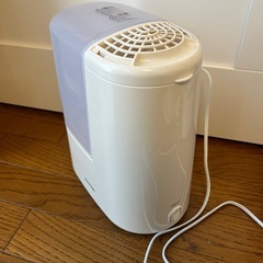 アイリスオーヤマ　加湿器の画像
