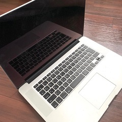 MacBook Pro 15インチ 充電器付きの画像