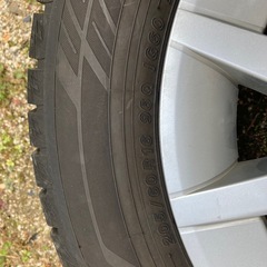 プリウスa スタッドレスタイヤ付きトヨタ純正ホイール
の画像