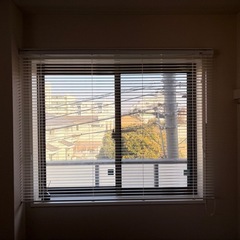 アルミブラインド　2つの画像