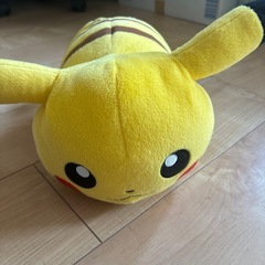 ピカチュウ　ぬいぐるみの画像