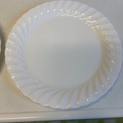 お皿２枚セットの画像