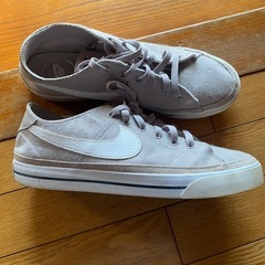 NIKEスニーカー28cmの画像