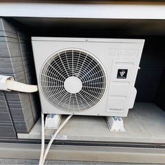 急募！2月中まで受付！引き取り日は3月以降可能！取り外してくださる方限定！2022年式シャープエアコンの画像